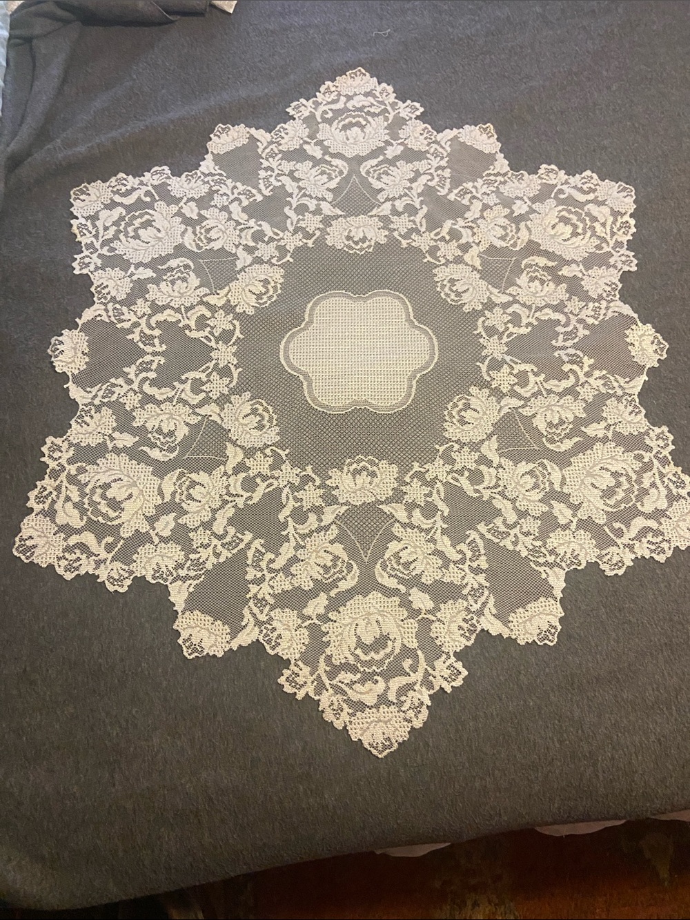 Cream Lace Doily Table Centerpiece - Classic Floral Design